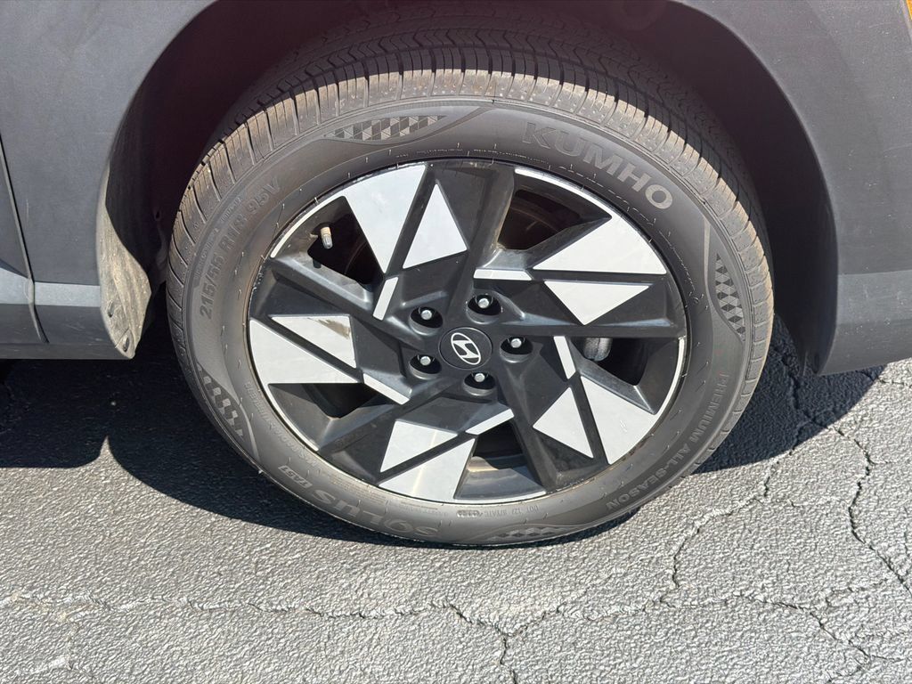 Used 2024 Hyundai Kona SEL AWD/4WD image 13