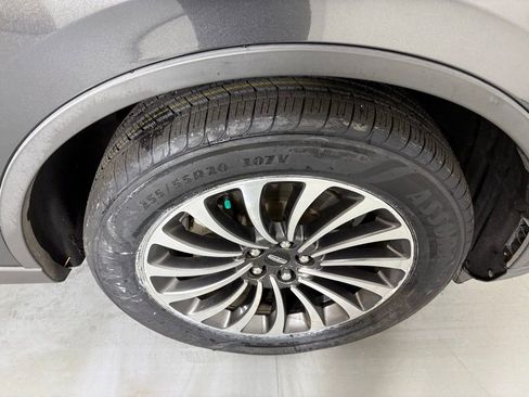 Used 2020 Lincoln Aviator Reserve w/ Elements Package Plus image 11