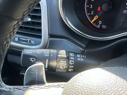 Used 2017 Jeep Grand Cherokee Laredo w/ Quick Order Package 23E image 23