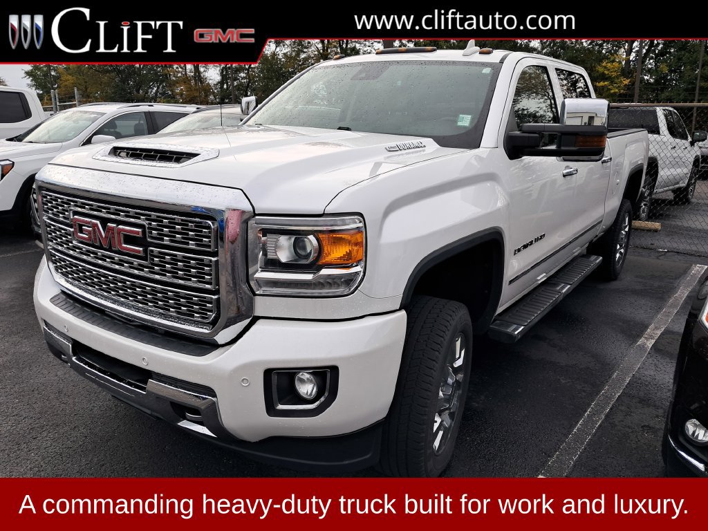 Used 2018 GMC Sierra 2500 Denali w/ Duramax Plus Package AWD/4WD image 1
