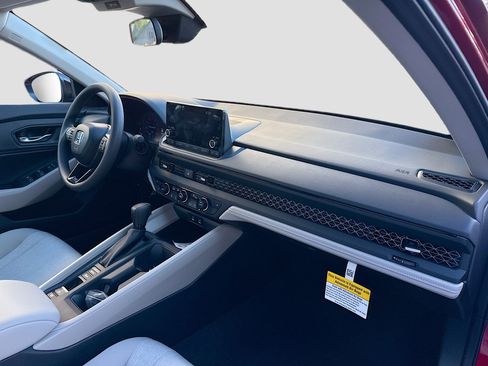 New 2025 Honda Accord SE image 23