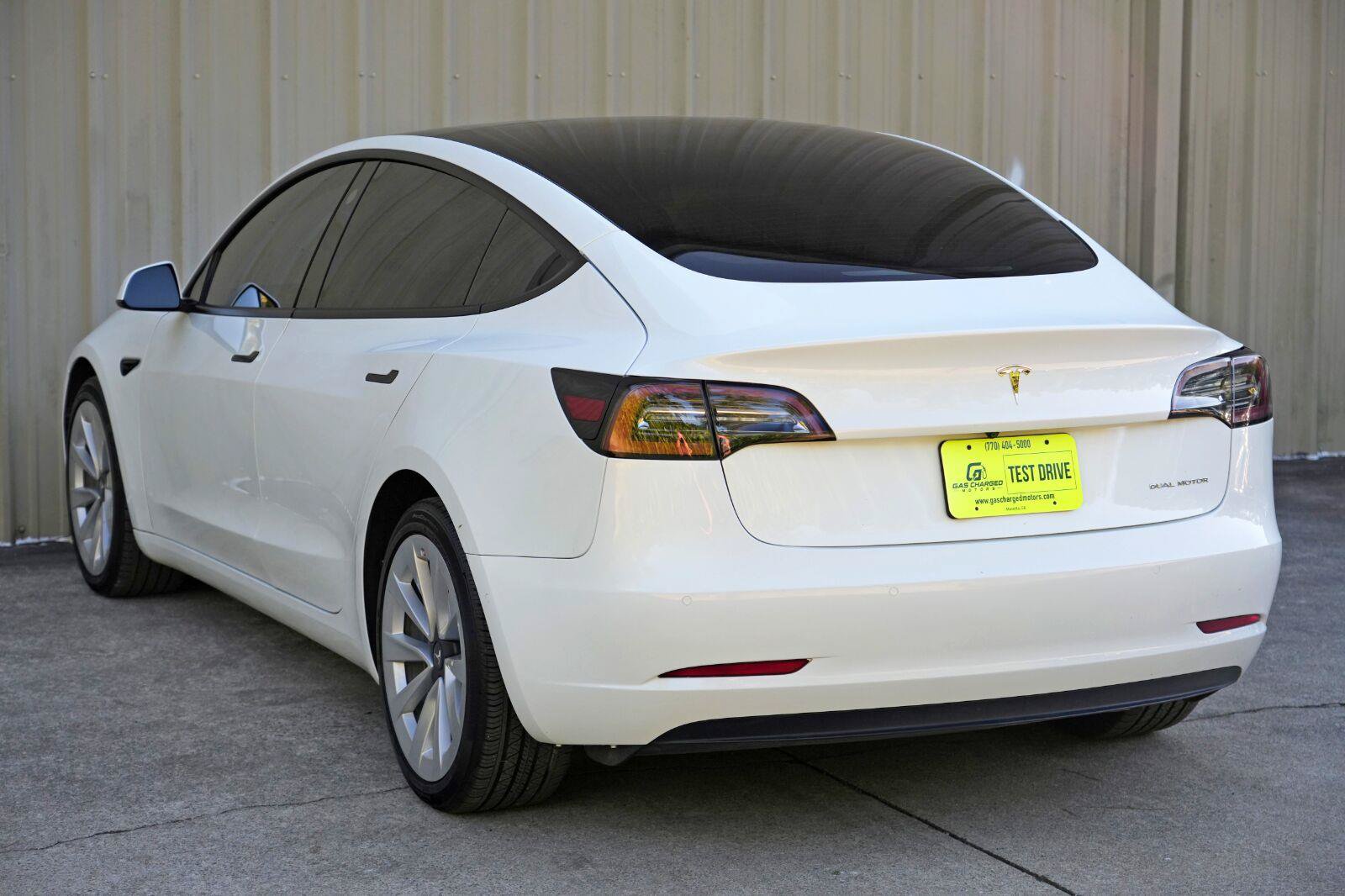 Used 2022 Tesla Model 3 Long Range AWD/4WD image 51