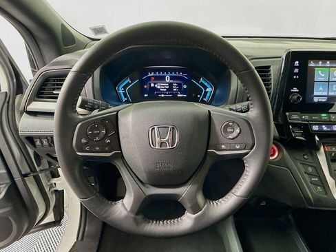 Certified 2023 Honda Odyssey Sport image 11