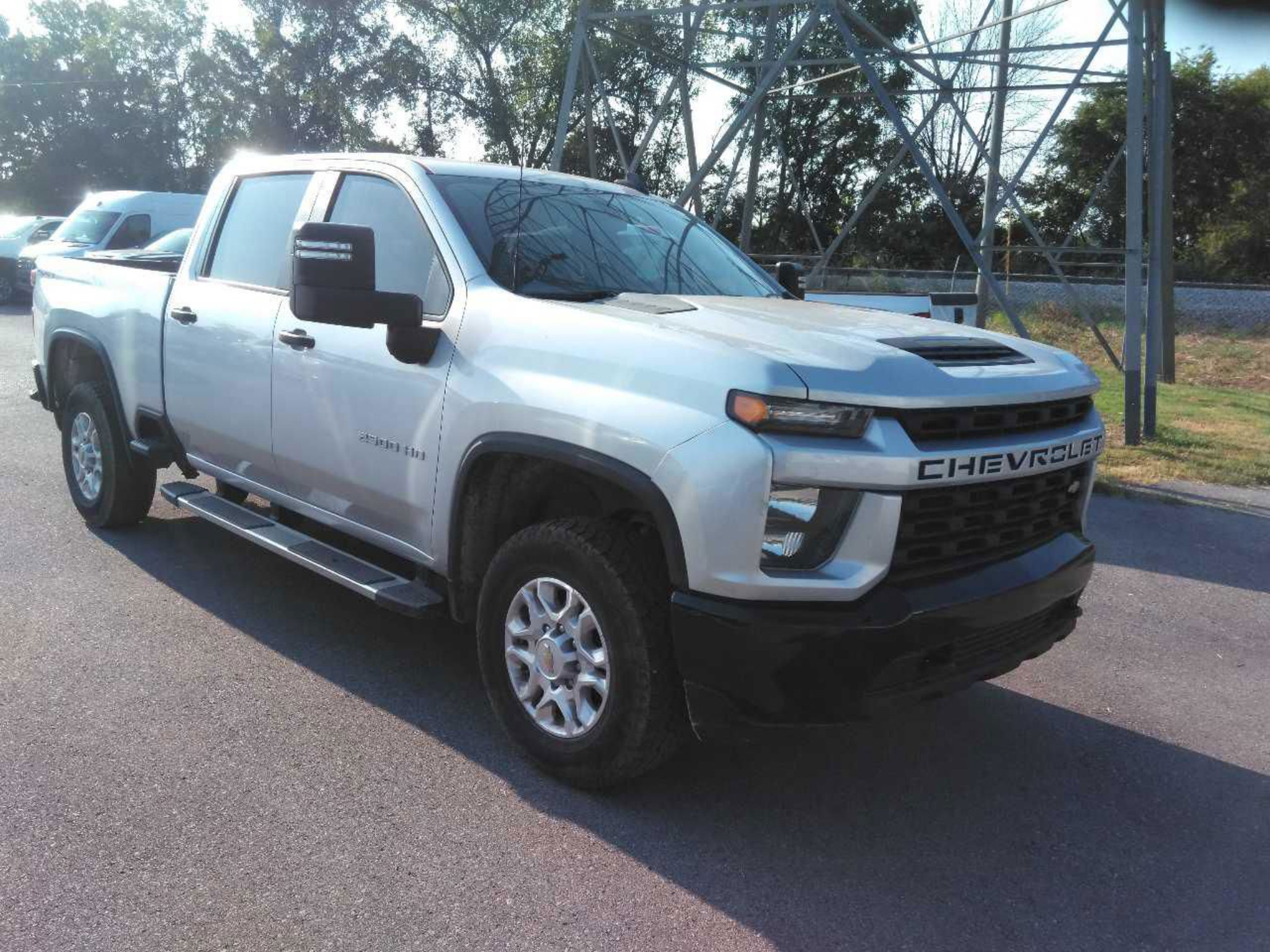 Used 2022 Chevrolet Silverado 2500 Custom w/ Custom Value Package AWD/4WD image 1
