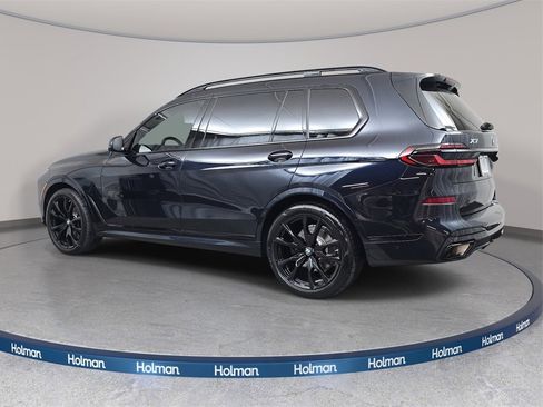 Used 2024 BMW X7 xDrive40i w/ Executive Package image 8