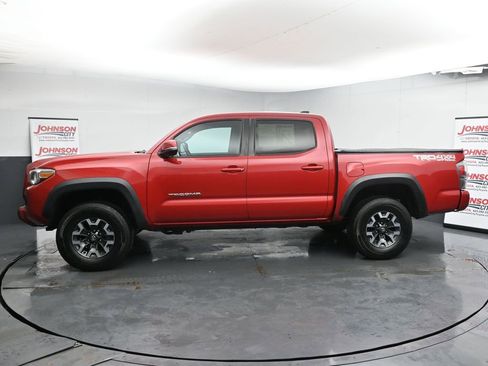 Used 2021 Toyota Tacoma TRD Off-Road w/ Technology Package image 5
