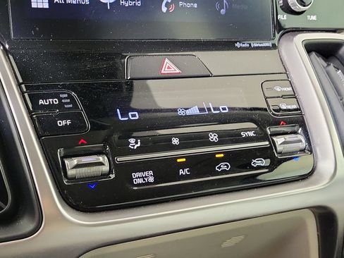 Used 2021 Kia Sorento S FWD image 24