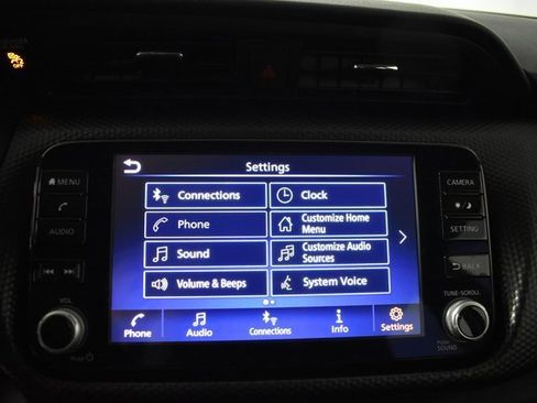 Certified 2022 Nissan Kicks SV image 16