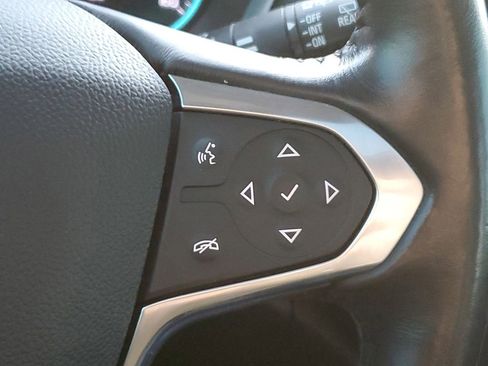 Used 2020 Chevrolet Traverse LT image 14