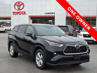 Used 2024 Toyota Highlander LE