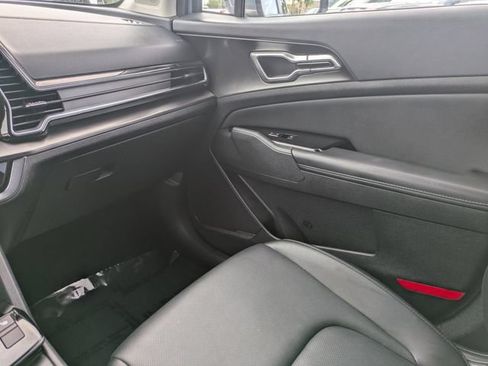 Used 2023 Kia Sportage EX FWD image 17