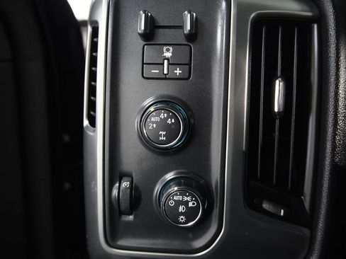 Used 2016 Chevrolet Silverado 1500 LT w/ All Star Edition AWD/4WD image 17