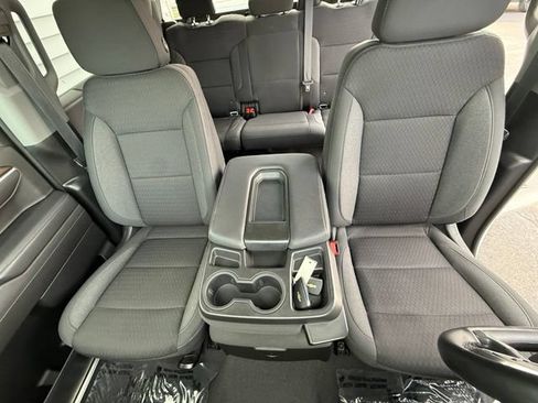 Used 2023 Chevrolet Silverado 1500 LT AWD/4WD image 16