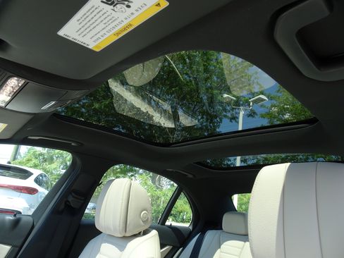 Used 2019 Mercedes-Benz E 450 4MATIC Sedan image 10