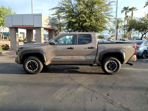 Certified 2026 Toyota Tacoma TRD Off-Road AWD/4WD image 6
