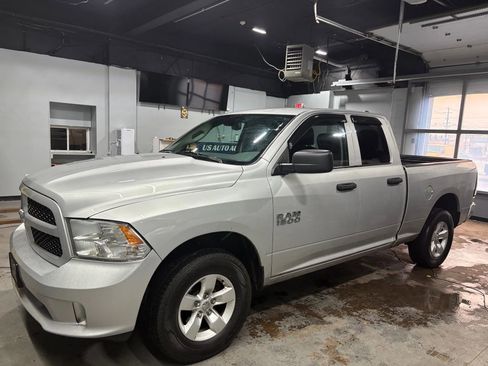Used 2018 RAM 1500 Express image 2