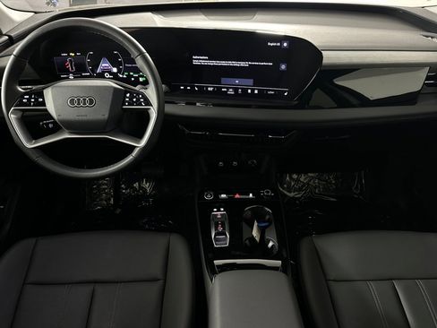 Used 2025 Audi Q6 e-tron Premium w/ Convenience Package image 12