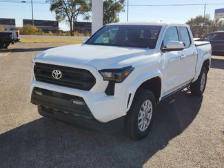 Used 2024 Toyota Tacoma SR5 video 1