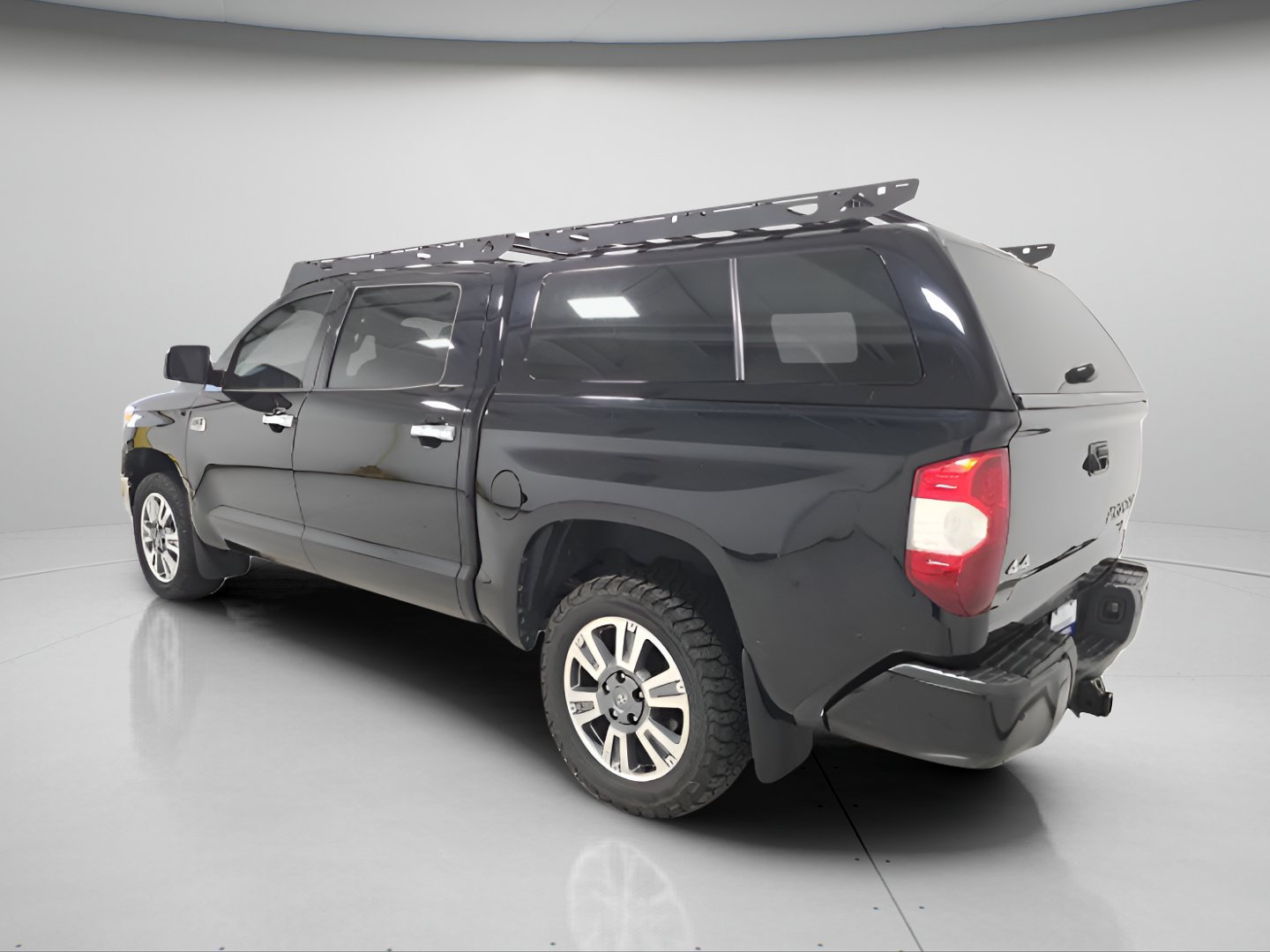 Used 2018 Toyota Tundra 1794 Edition AWD/4WD image 5