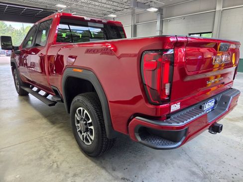 Used 2023 GMC Sierra 2500 AT4 w/ AT4 Preferred Package AWD/4WD image 6