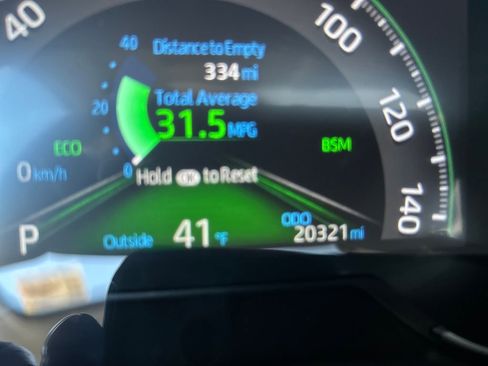 Used 2025 Toyota RAV4 XLE image 10