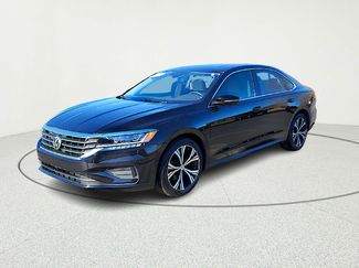 Used 2022 Volkswagen Passat 2.0T SE video 2