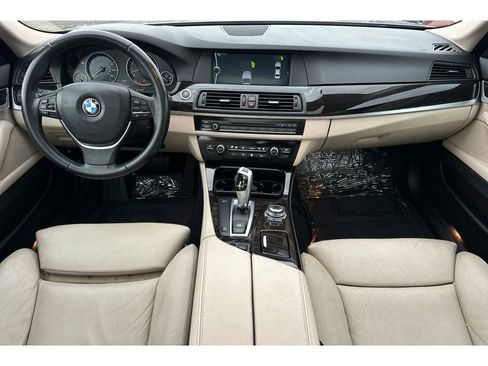 Used 2011 BMW 528i Sedan image 15