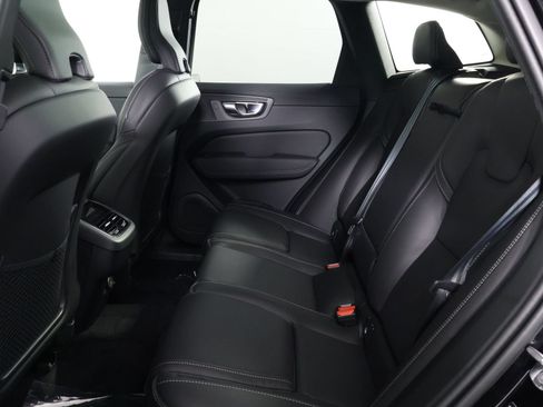 Certified 2026 Volvo XC60 B5 Ultra w/ Climate Package PRO AWD/4WD image 32