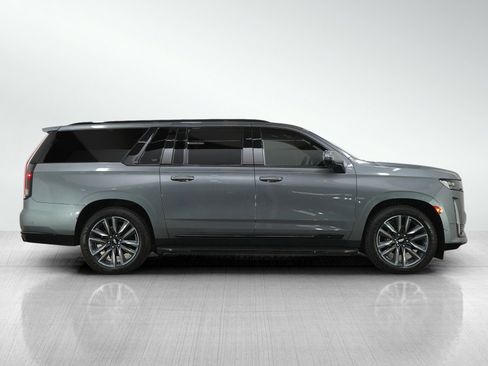 Used 2022 Cadillac Escalade ESV Sport w/ Touring Package AWD/4WD image 7