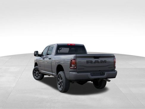 New 2026 RAM 2500 Big Horn AWD/4WD image 3