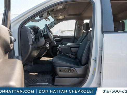Used 2023 Chevrolet Silverado 1500 Custom Trail Boss AWD/4WD image 5