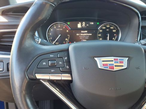 Used 2023 Cadillac XT6 Premium Luxury image 31