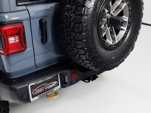 Used 2024 Jeep Wrangler Unlimited Rubicon 392 image 78