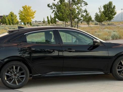 Used 2020 Honda Civic EX image 5