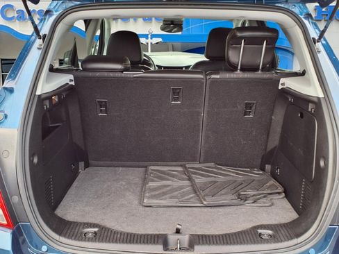 Used 2020 Chevrolet Trax LT w/ LT Convenience Package FWD image 7