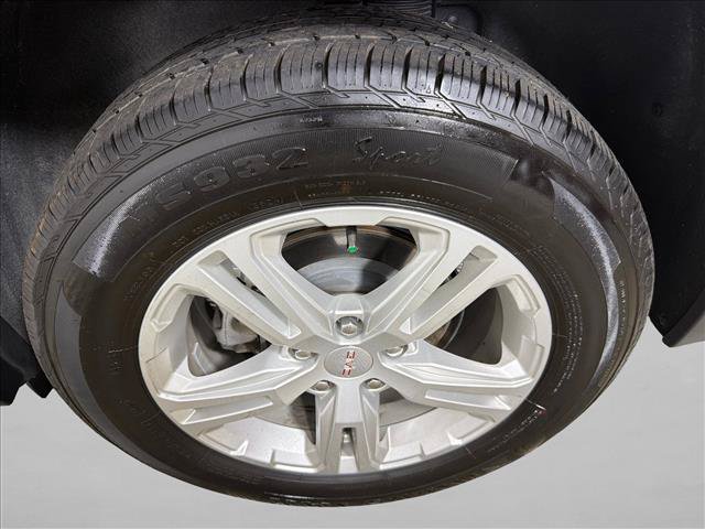 Used 2024 GMC Terrain SLE AWD/4WD image 19