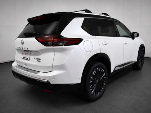 Certified 2026 Nissan Rogue Platinum w/ Platinum Premium Package AWD/4WD image 4