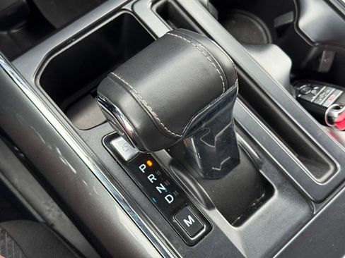 Certified 2022 Ford F150 XLT w/ Equipment Group 302A High image 22