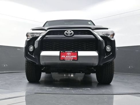 Certified 2018 Toyota 4Runner TRD Off-Road w/ Wilderness Package AWD/4WD image 32