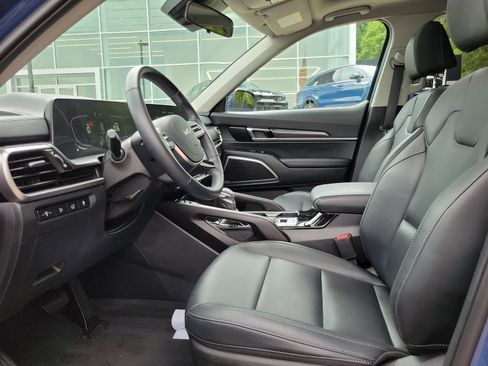 Used 2025 Kia Telluride S AWD/4WD image 9