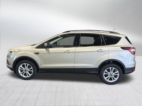 Used 2018 Ford Escape SE w/ SE Sync 3 Package AWD/4WD image 4