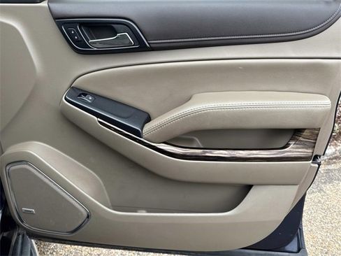 Used 2019 GMC Yukon XL SLT w/ Open Road Package image 18