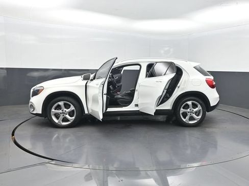 Used 2019 Mercedes-Benz GLA 250 image 35