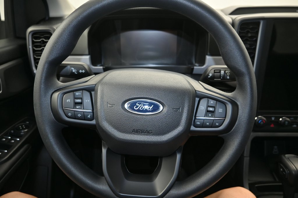 Used 2025 Ford Ranger XL RWD image 13