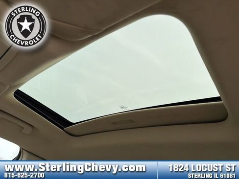 Used 2013 Ford Taurus SEL image 20