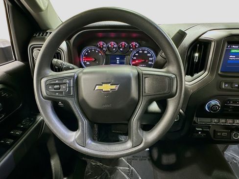 Used 2025 Chevrolet Silverado 2500 Custom w/ Custom Convenience Package image 11