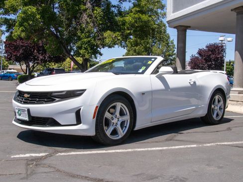 Used 2020 Chevrolet Camaro LT image 3