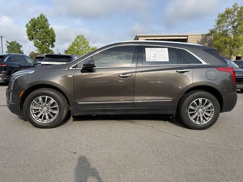 Used 2019 Cadillac XT5 Luxury FWD image 2