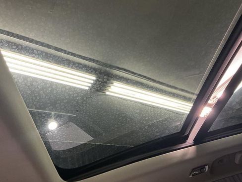 Used 2022 Volvo XC90 T8 Inscription Expression w/ Advanced Package image 25