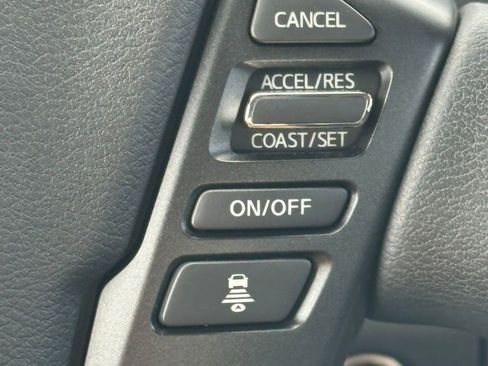 New 2025 Nissan Frontier SV image 30